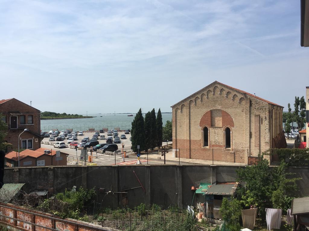 Ca' Santa Marta Apartment Venice Ngoại thất bức ảnh